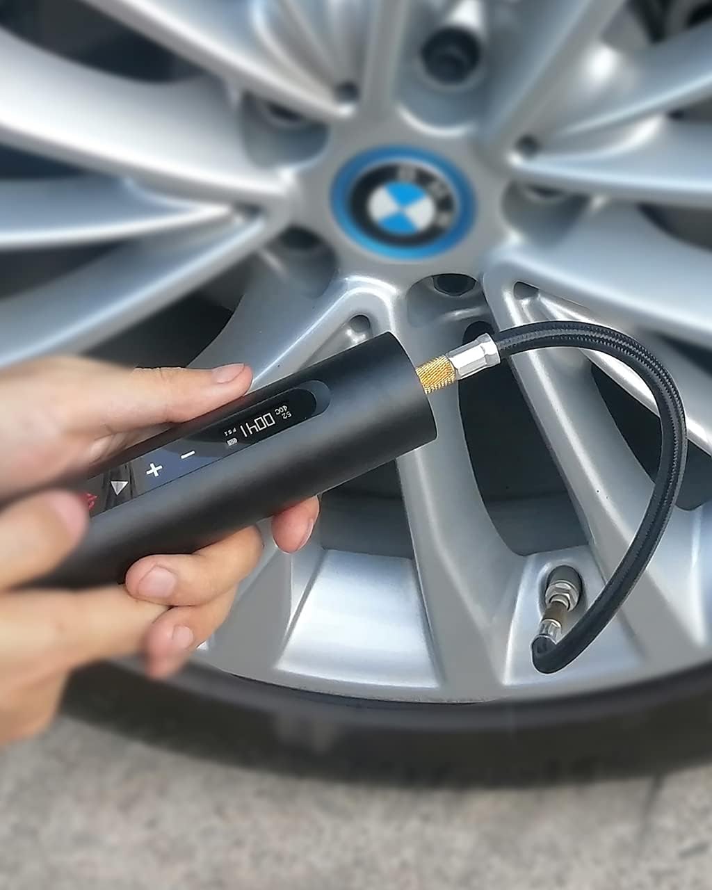 Portable Air Compressor Tire Inflator with 2000mAh Battery P3309