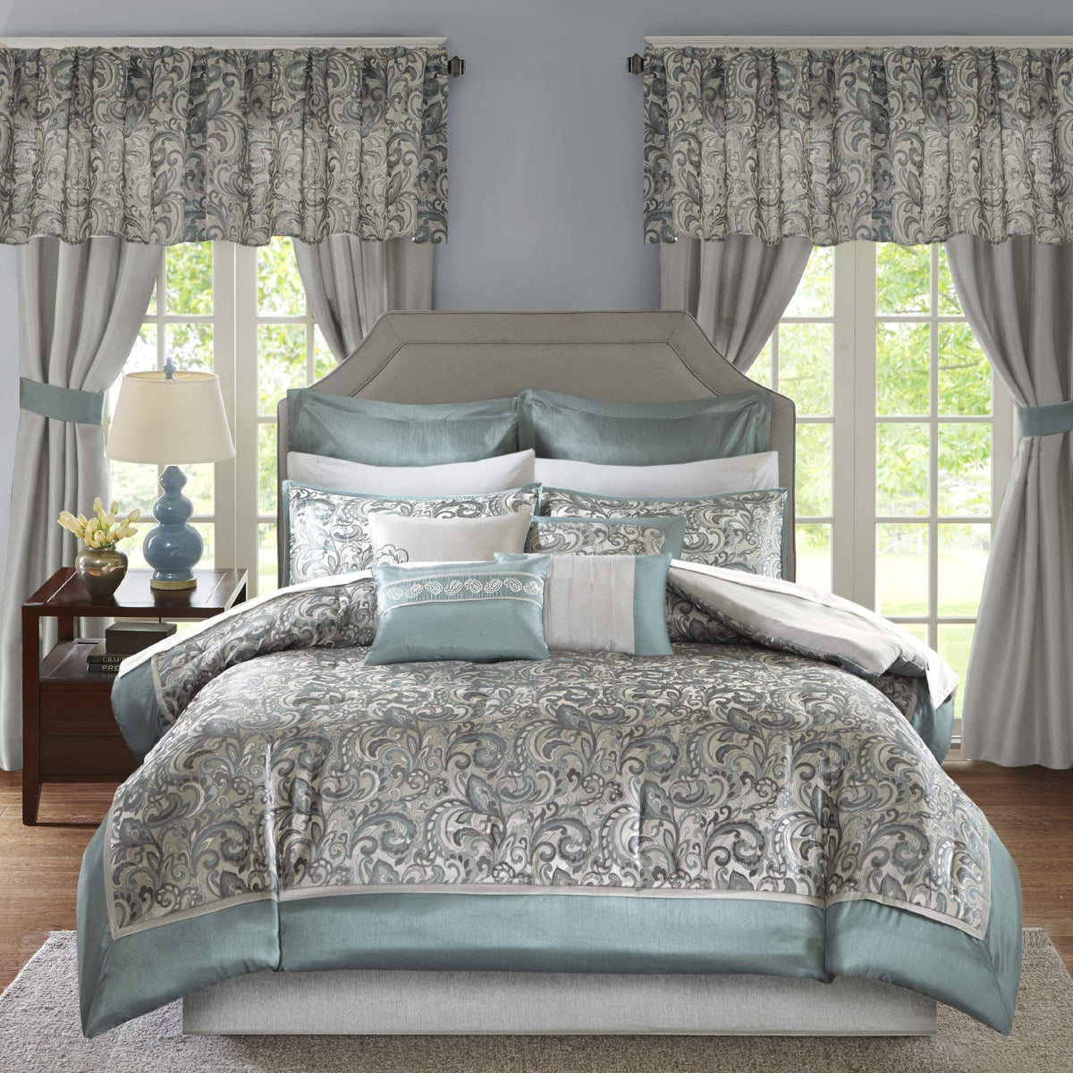 24 Piece Teal Cal King Room in A Bag B71039
