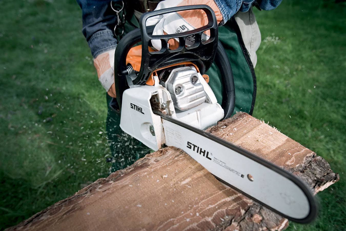 Chainsaw D2037