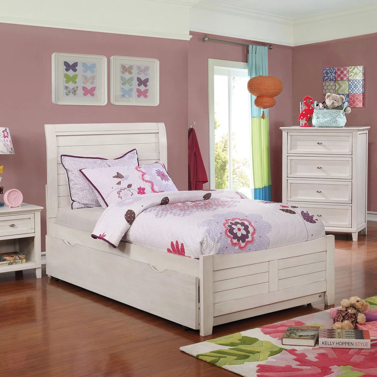 White Wooden Full Size Sleigh Bed E83820