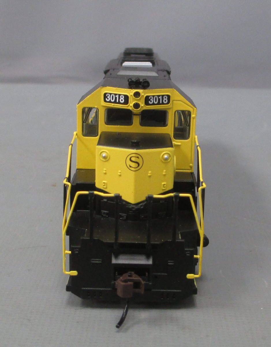 SD40-2 DCC HO Scale B561751