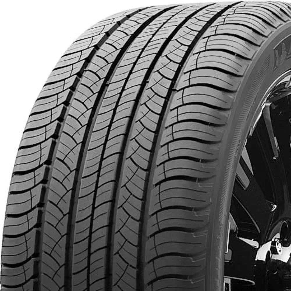 All-Season 235/55R19 101V Tire V2928