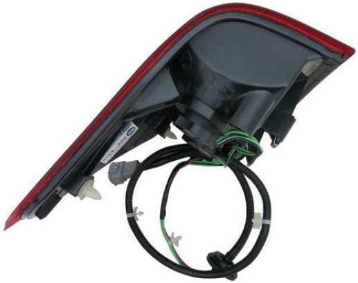 Driver Side Tail Light Pack of 2 V25317