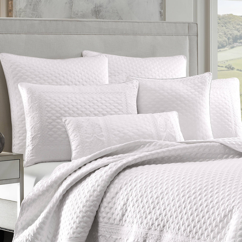 Taupe Full/Queen Coverlet N757