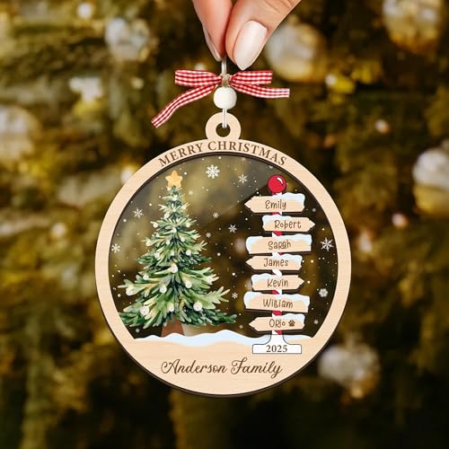 Christmas Family Ornament E964661