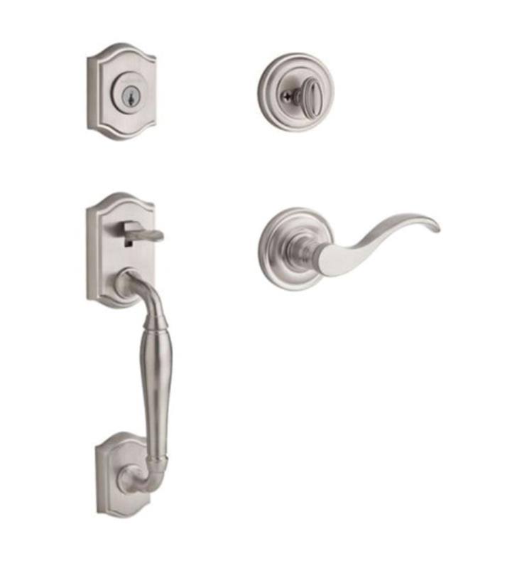 Lifetime Brass Handleset with Traditional Round Rose M2630