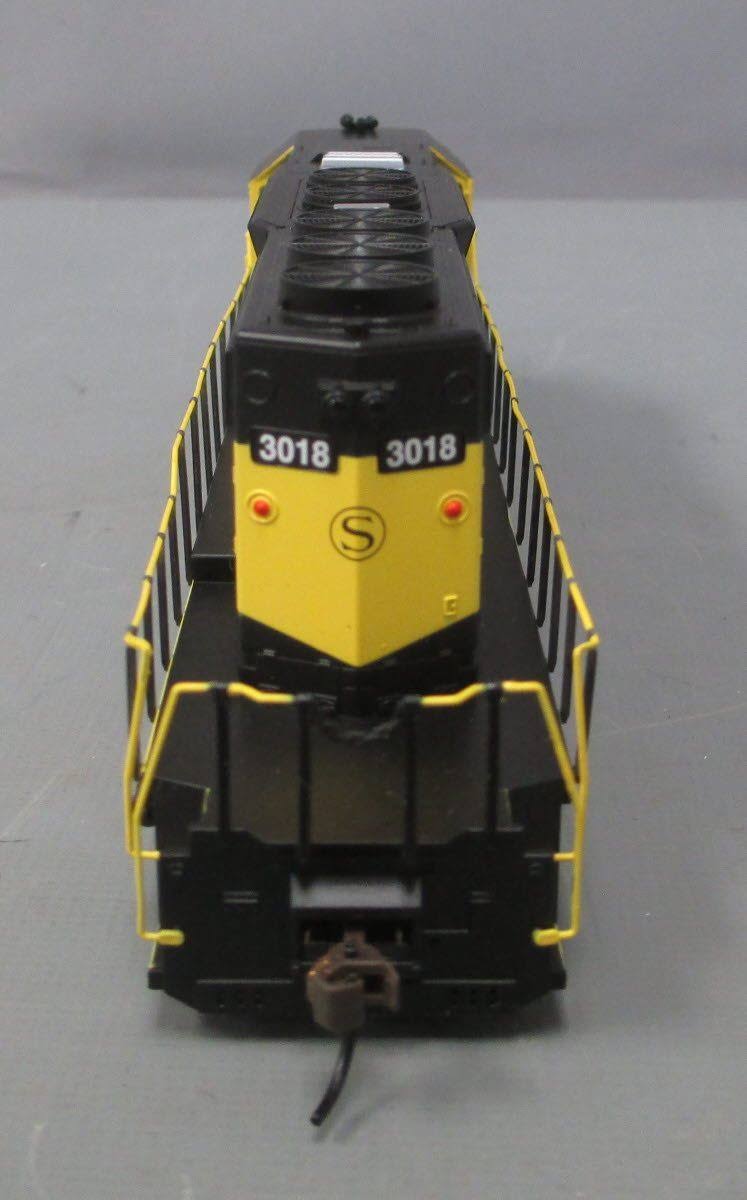 SD40-2 DCC HO Scale B561751