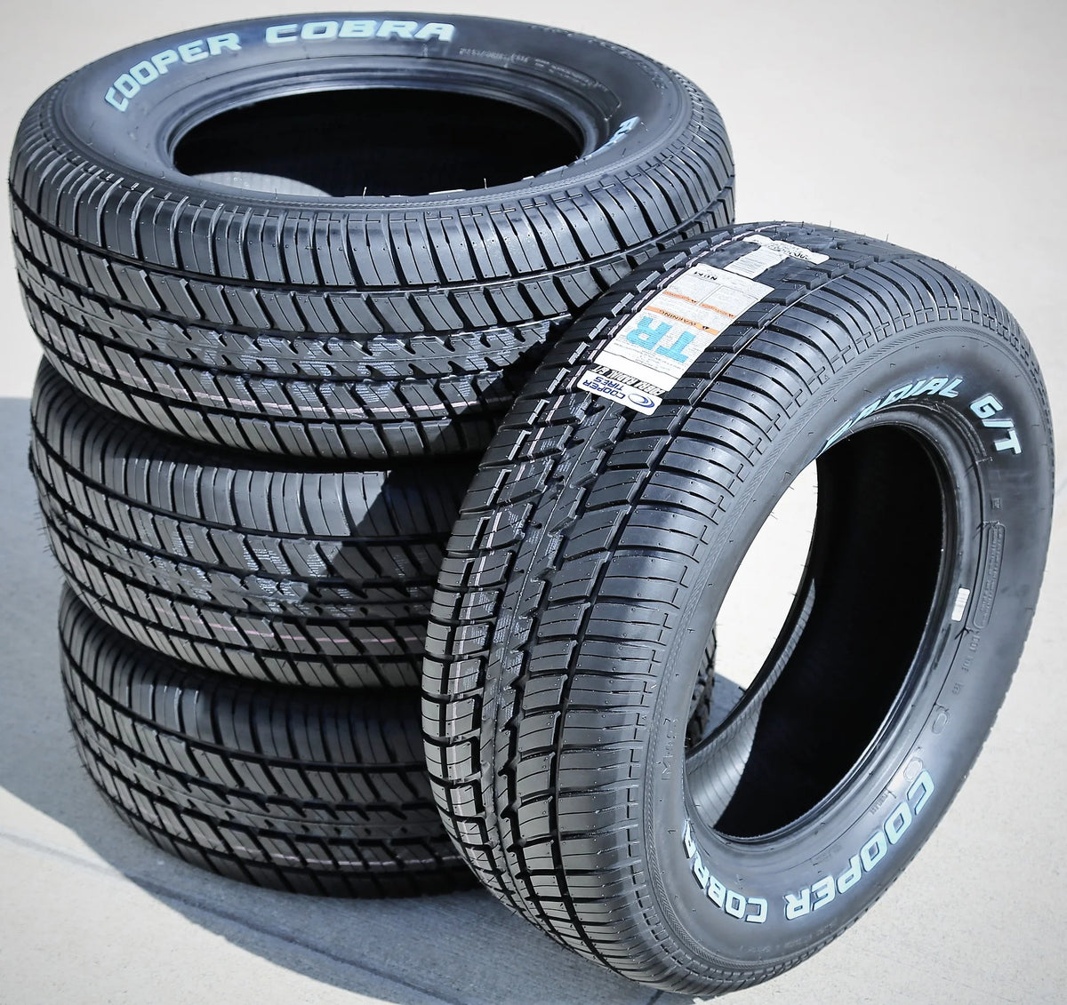 Set of 4 255/70R15 108T All Season Tires F367132