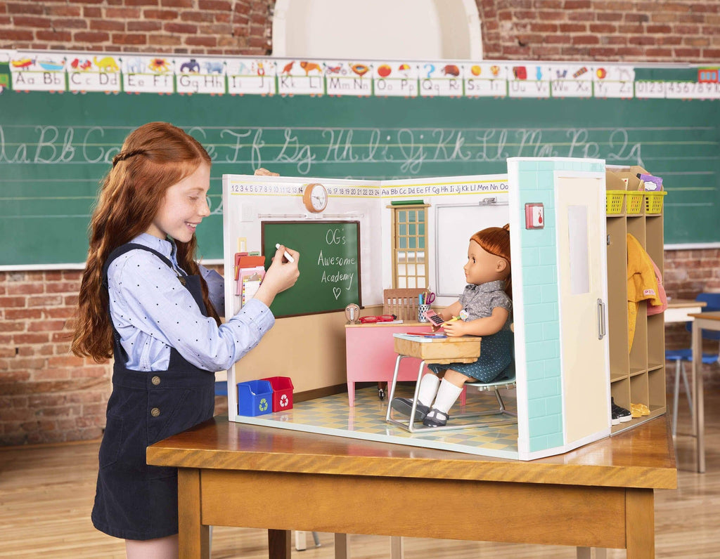 School Room for 18 in Dolls P3735