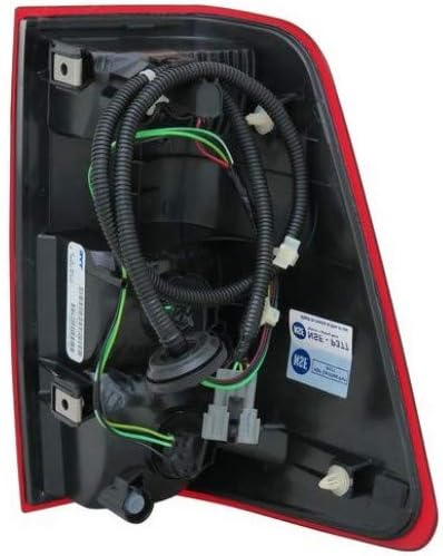 Driver Side Tail Light Pack of 2 V25317