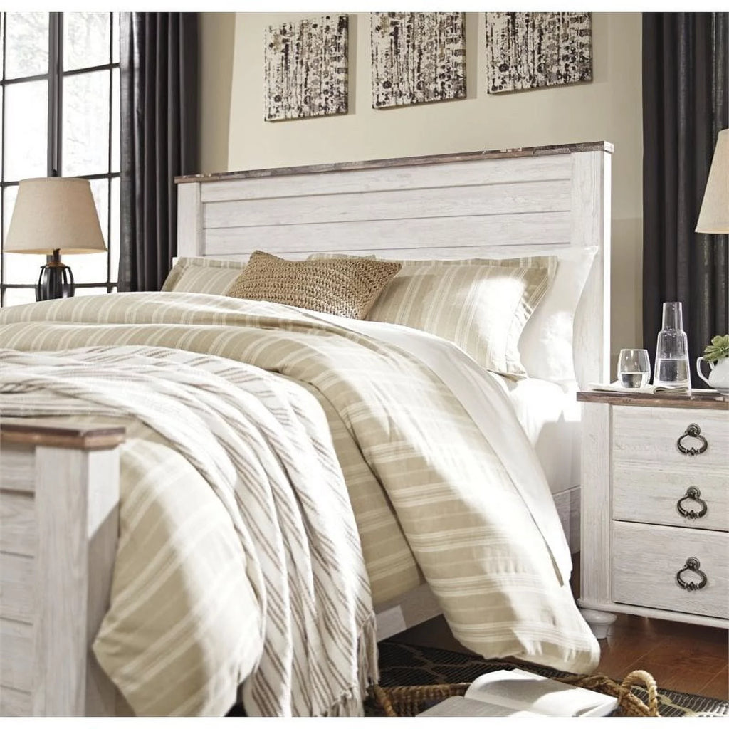 Whitewash Queen Panel Bed H11735