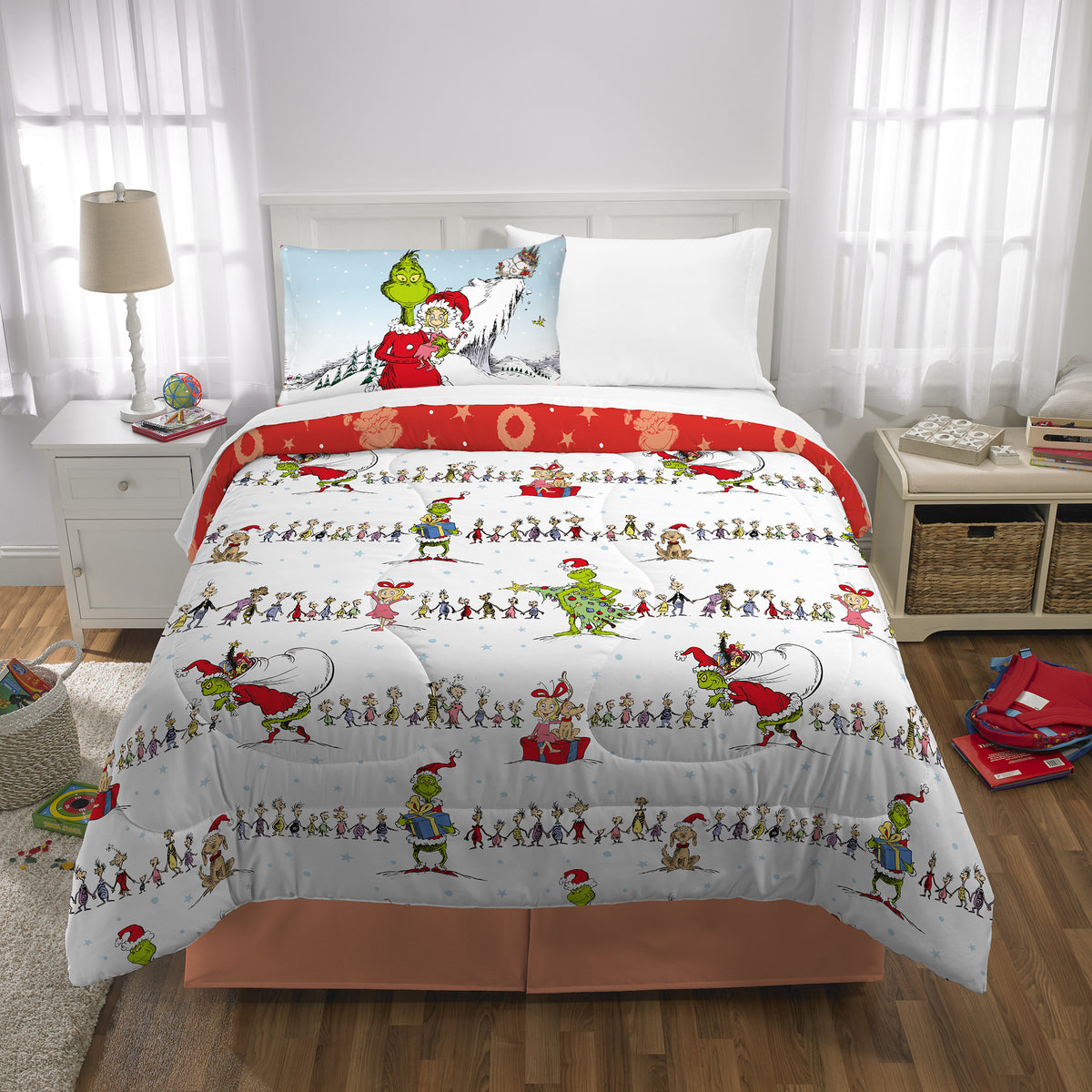 Twin/Full Reversible Comforter and Pillowcase Set G20257